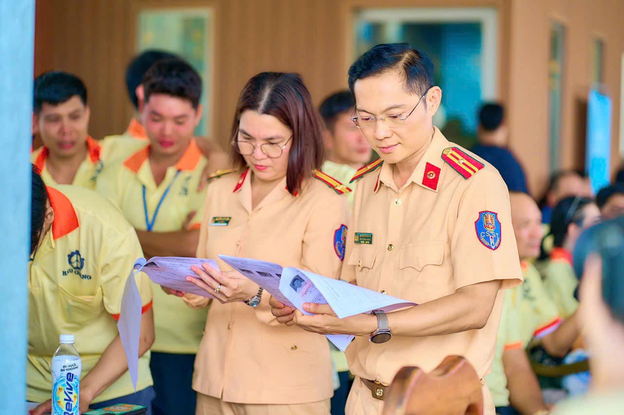 Thông báo về việc áp dụng bộ 600 câu hỏi sát hạch lái xe cơ giới đường bộ.